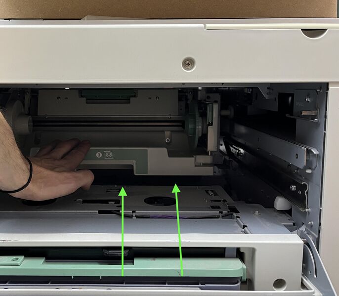 File:Fix TPH Motor Lock Step 6-ALT.jpg
